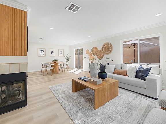3rd image of 14682 Moon Crest Ln Unit B