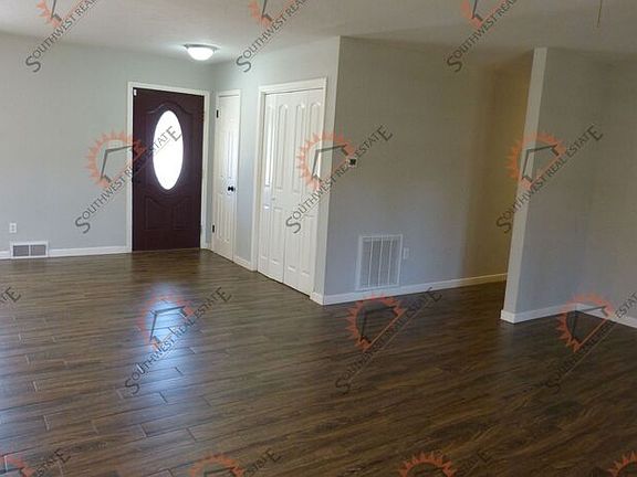2nd image of 1901 Enloe Dr