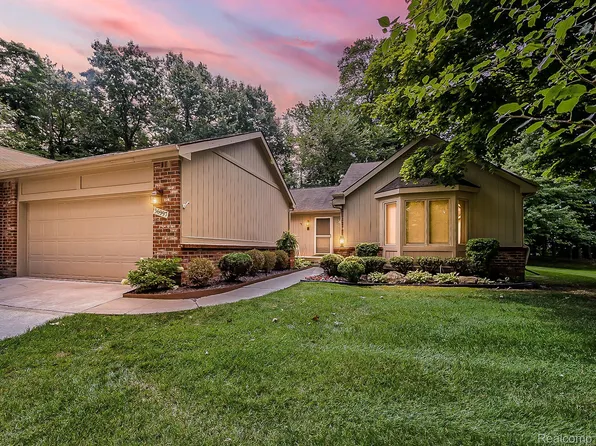 36997 Driftwood #2, Farmington, MI 48331