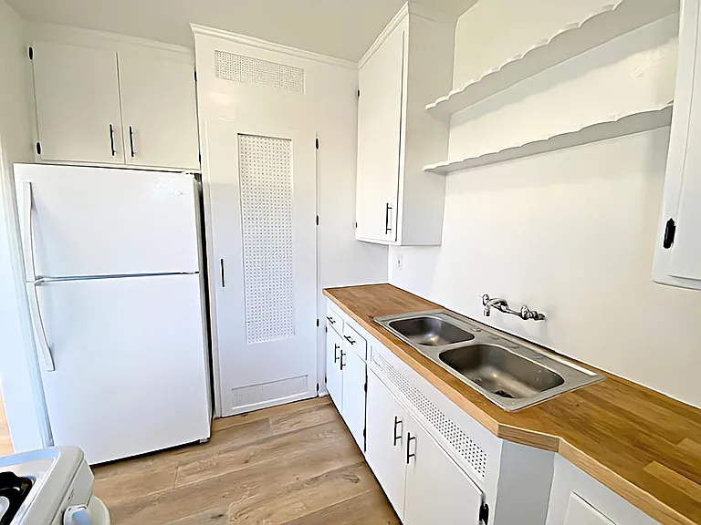 3415 S Bronson Ave #1 — Photo 10