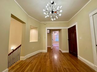 184 Saint Paul St #A, Brookline, MA 02446