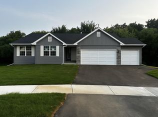 911 Harsevoort Way, Clinton, WI 53525