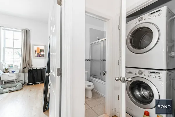 Rented by Bond New York | media 28