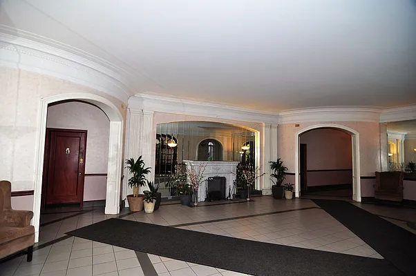 Rented by CENTURY 21 Sunny Gardens Realty, Inc. | media 26