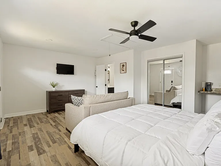 438 E Wright Blvd #2 — Photo 6