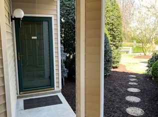 605 Spring Forest Rd APT B, Greenville, NC 27834