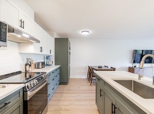 1200 Pacific St #302, Coquitlam, BC V3B6K2