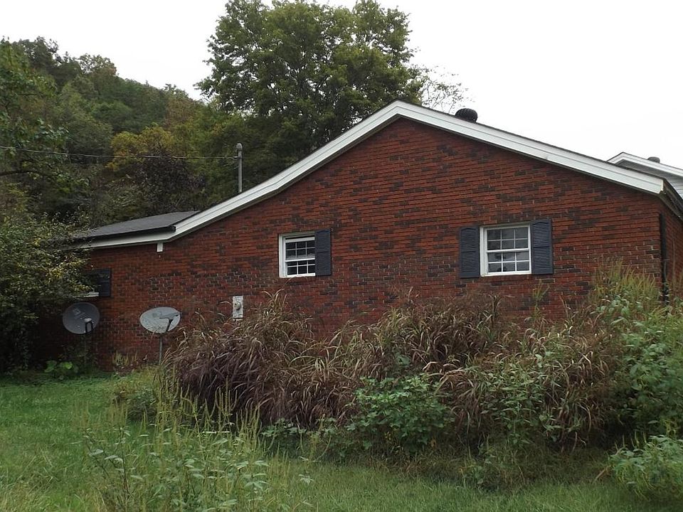 1st image of 1384 Stumbo Holw