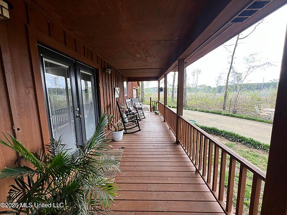 2nd image of 251 Copperhead Rd