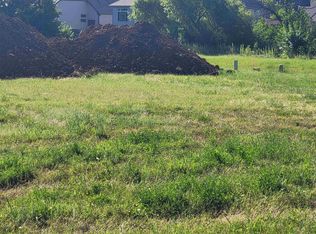 2201 N Chestnut Ct, Augusta, KS 67010