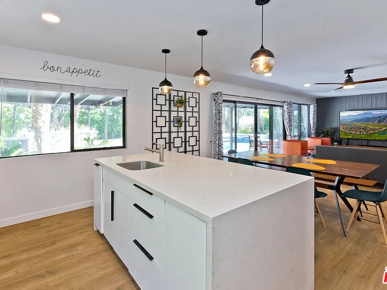 2660 N Farrell Dr — Photo 31