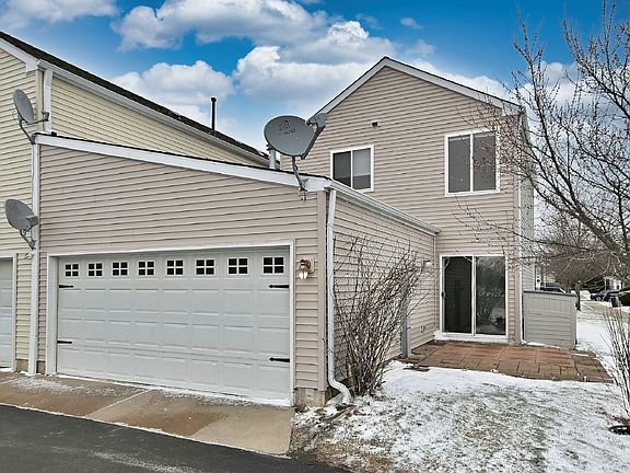 2nd image of 22 Harmony Ln