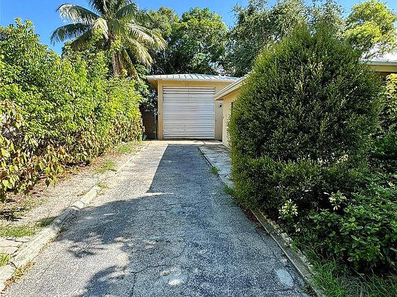4th image of 716 NW 19th Street