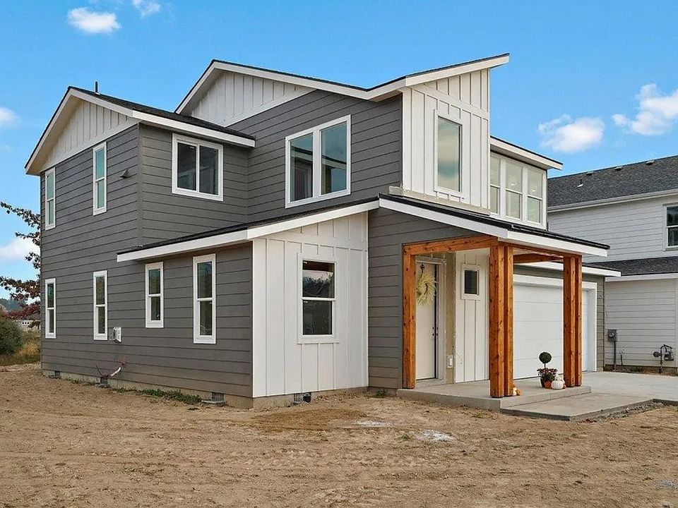 Plan 3 641-University Park Way