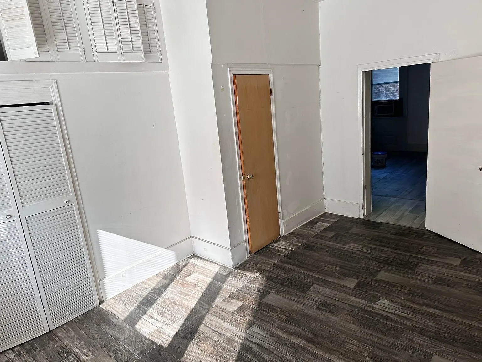 1 bed, 2.0 bath, $1,800 — Photo 2