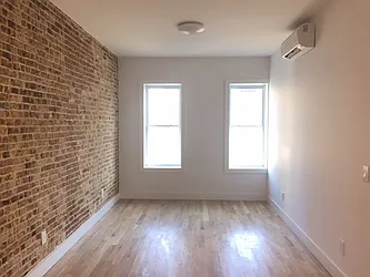 Rented by Lang Realty LLC