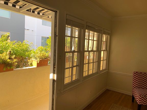 3rd image of 5770 W Olympic Blvd #5772-1/2