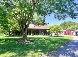 116 Pine Lake Dr, Belleville, IL 62223