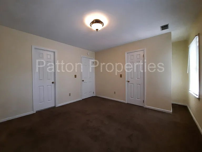 801 King St #G — Photo 12