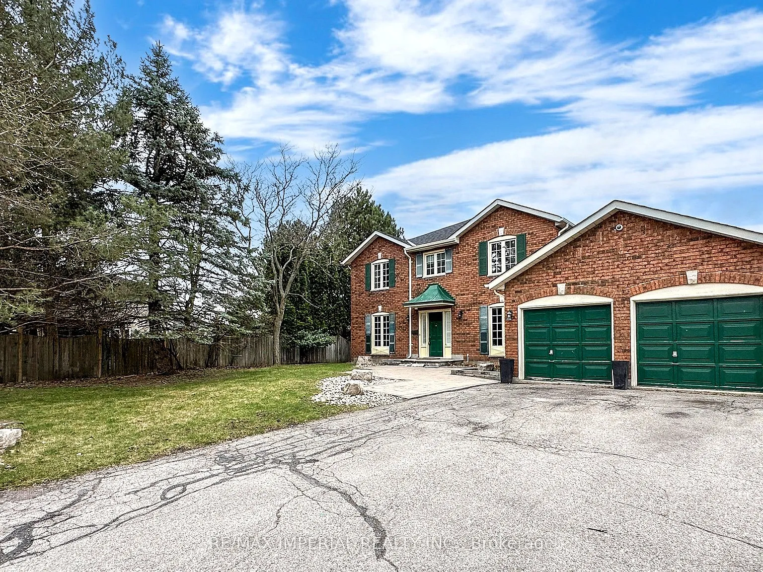 5 bed, $4,680 — Photo 2
