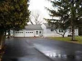 9665 Travell Knapps Corners Rd, Clyde, NY 14433
