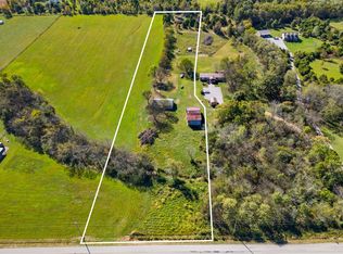 795 White Rd, Portland, TN 37148