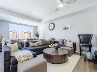 70 Saddlestone Dr NE #204, Calgary, AB T3J0W4