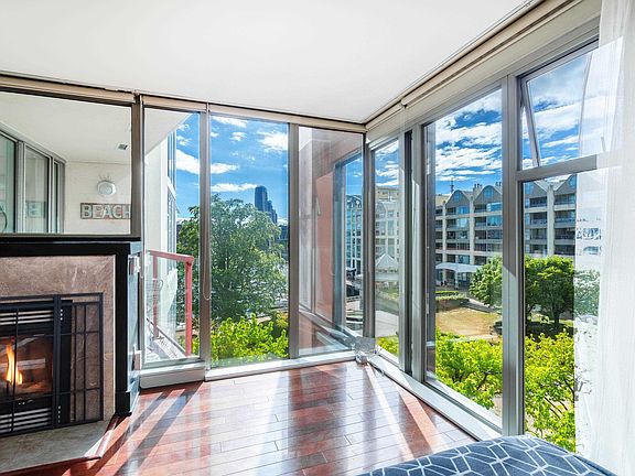 2nd image of 990 Beach Ave #503