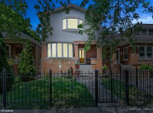 4180 W Barry Ave, Chicago, IL 60641