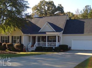 104 Bridgewater Dr, Jackson, GA 30233