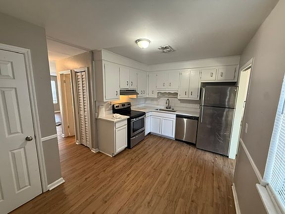 5th image of 408 Crestview Dr #B
