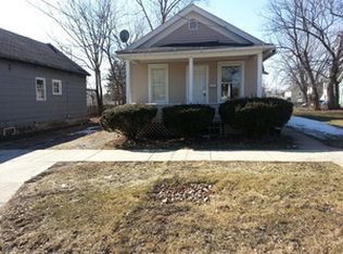 414 Woodruff St, Aurora, IL 60505