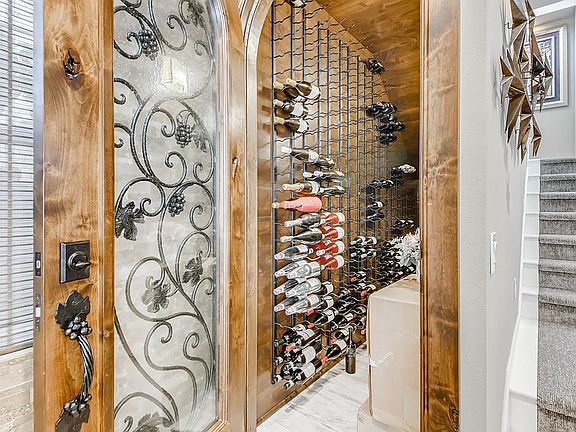 580 Bottle Wine Cellar