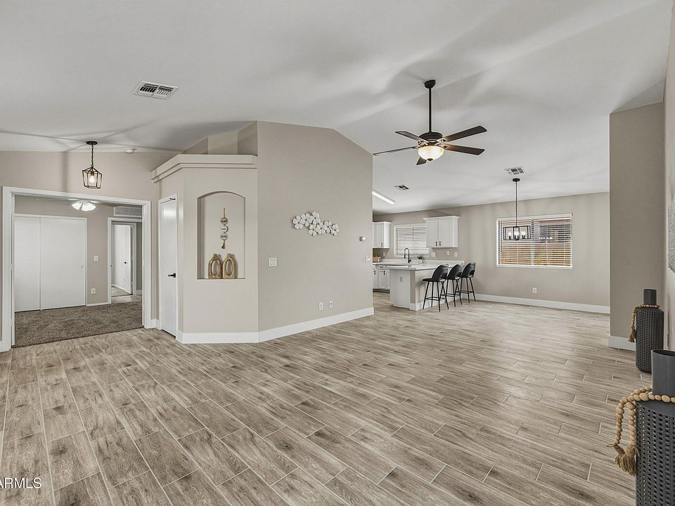 1st image of 43702 W MAGNOLIA Road