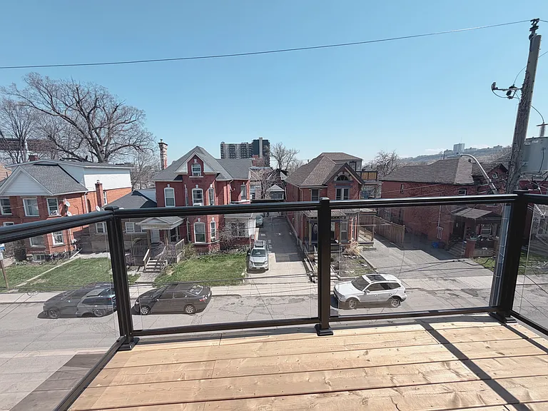 22 Grant Ave — Photo 7
