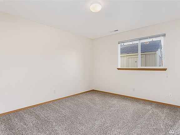2nd image of 1218 Loves Hill Dr