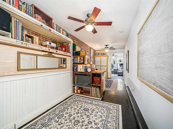 5th image of 360 8th St APT 2