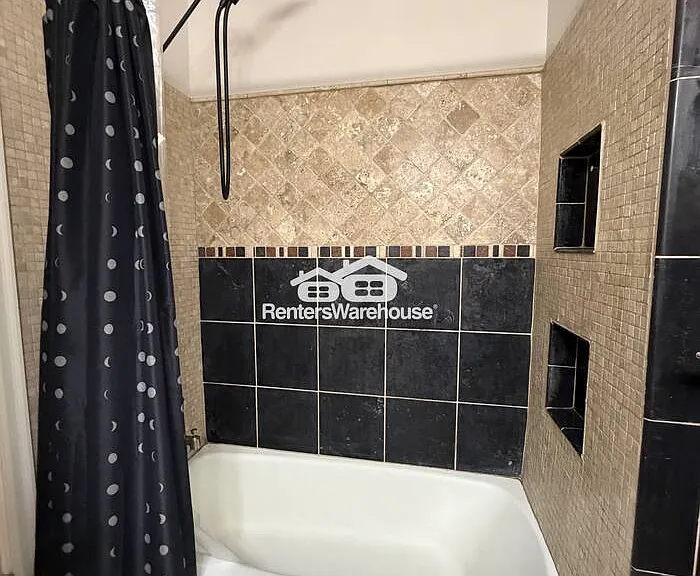 520 Ridgewood Ave #102 — Photo 8