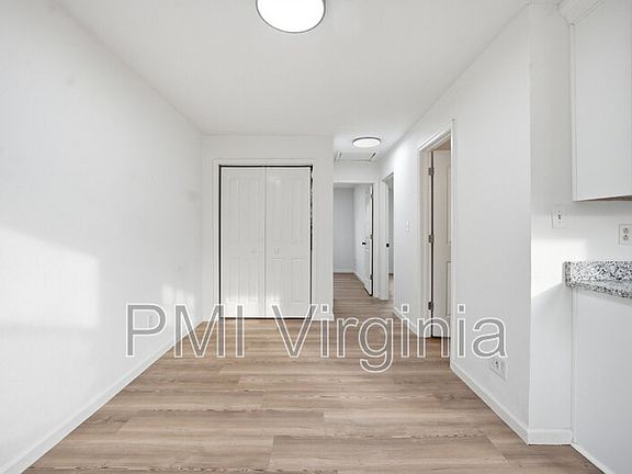 5th image of 2644 McKann Ave