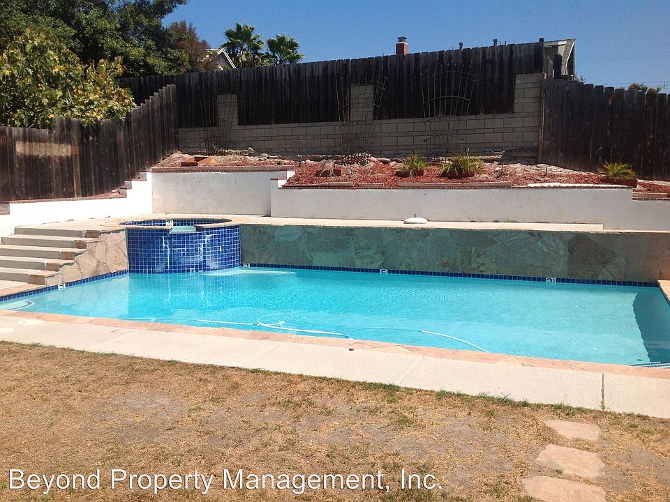 1st image of 2725 Kausman St