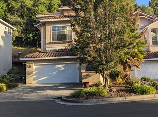 20450 Crow Creek Rd, Castro Valley, CA 94552