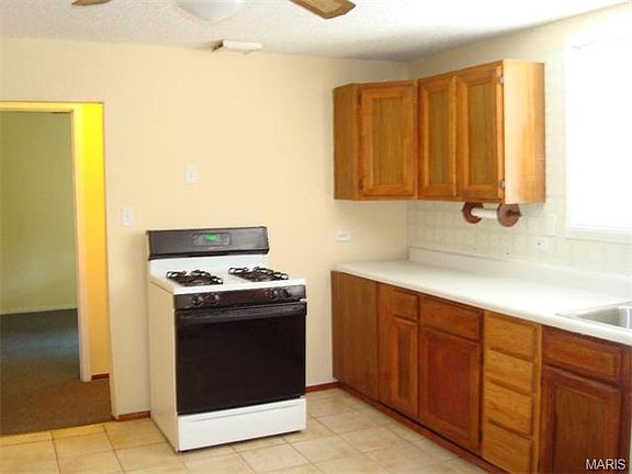 2nd image of 3820 Long Dr