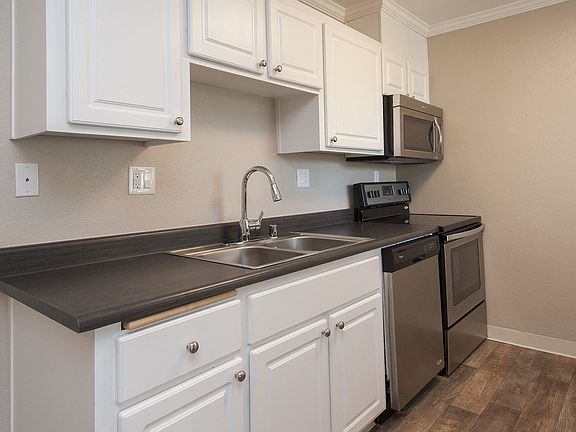 5th image of 3430 Vista Oaks Dr #220