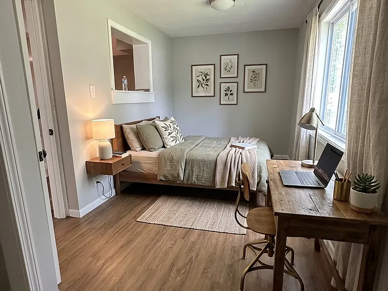5904-5906 Dendron Ln — Photo 4