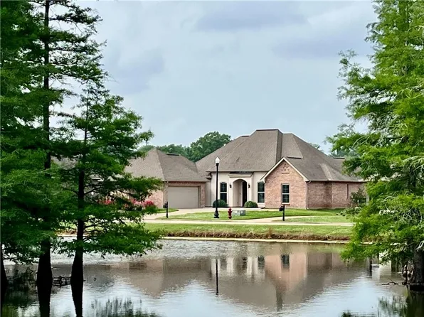 384 Lady Carolyn Cir, Woodworth, LA 71485