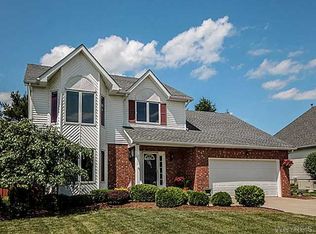 12 Sagebrush Ln, Lancaster, NY 14086