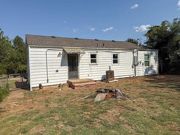 4th image of 306 Lakeview Dr