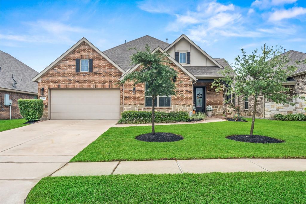 9319 Dochfour Ln, Tomball, TX - View 2