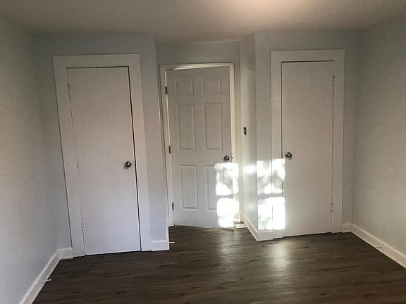5th image of 631 E Front St