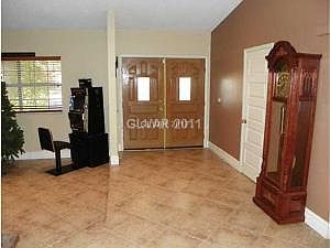 3rd image of 4185 W Mardon Ave